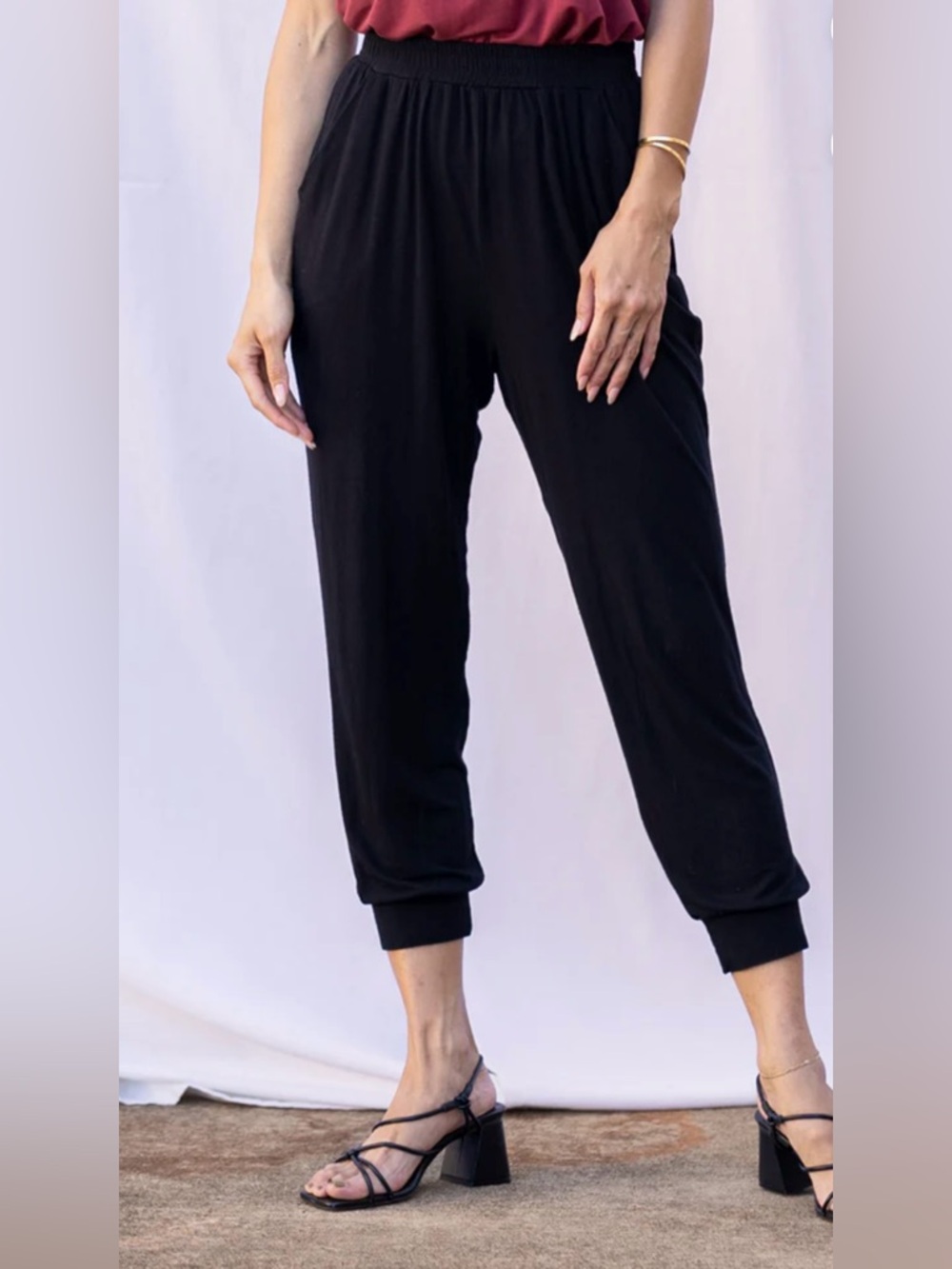 Ten Tomorrow Women’s Carmen Cropped Jogger Black Size Small Relaxed Effortless